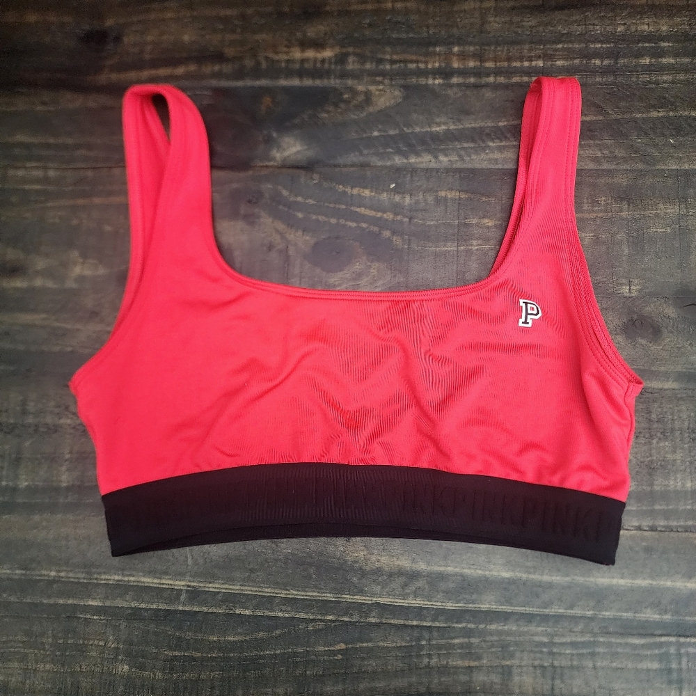 ⭐ VS Pink ultimate sports bra